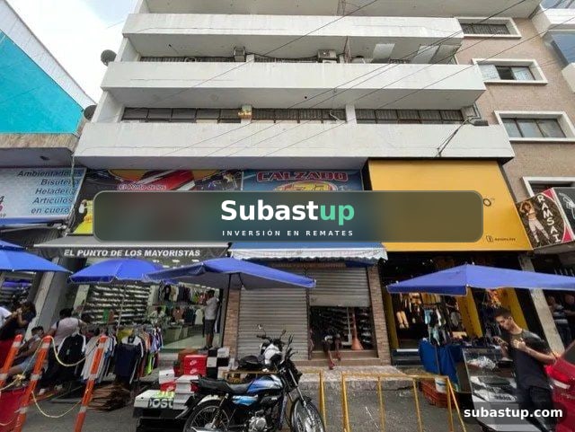 Local 242 m² en Cali