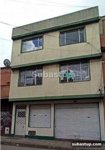 Local 82 m² en Bogotá