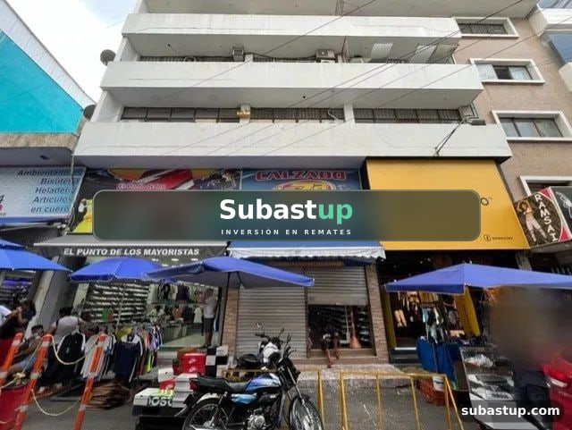 Local 136 m² en Cali